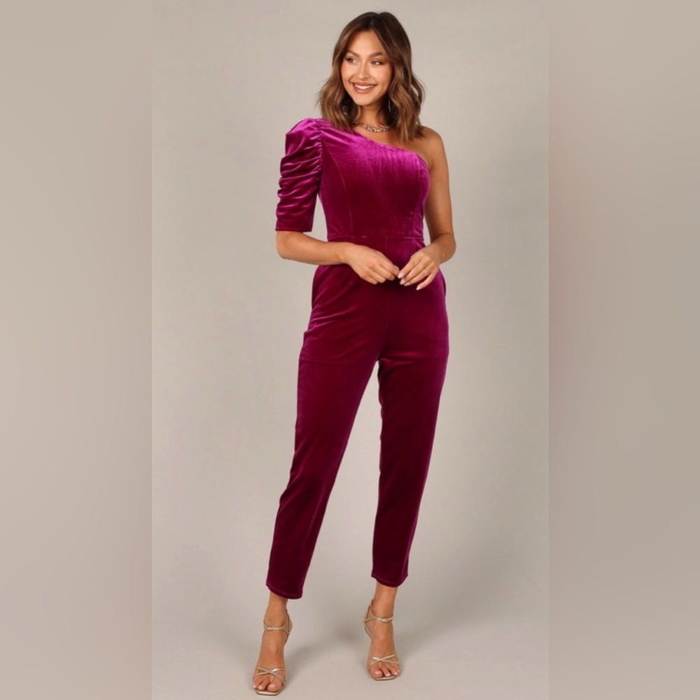 DO+BE One-Shoulder Velvet Jumpsuit in Rich Purple